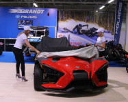 POLARIS SLINGSHOT