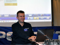 dealer-meeting-2013-043.jpg