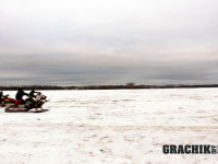 drag-snowmobile850-531-4.jpg