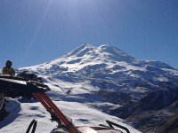 elbrus-grachikoff-club-003.jpg